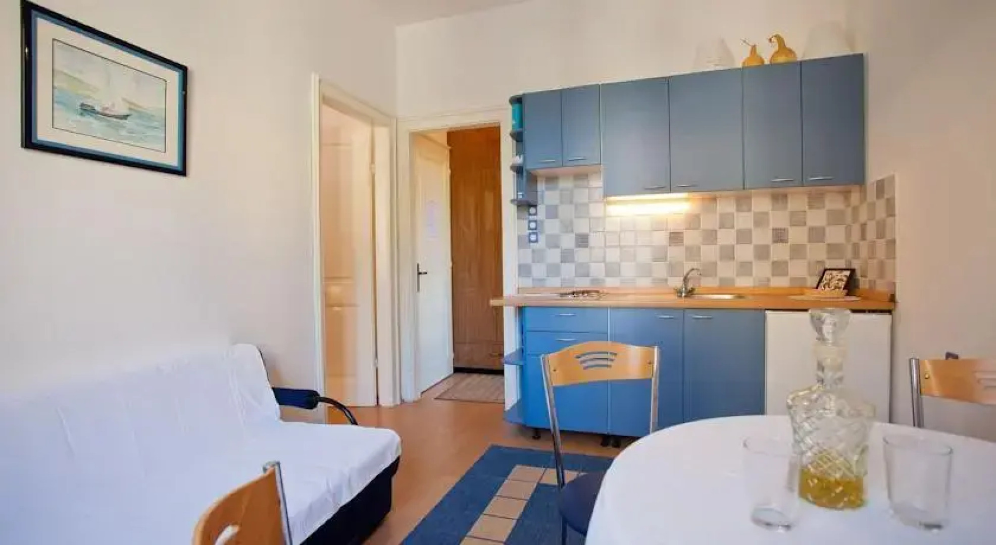 Apartments Kastelani