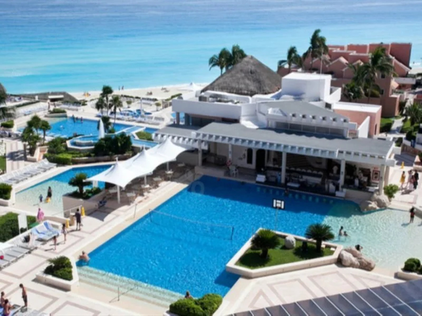 Wyndham Grand Cancun All Inclusive Resort & Villas