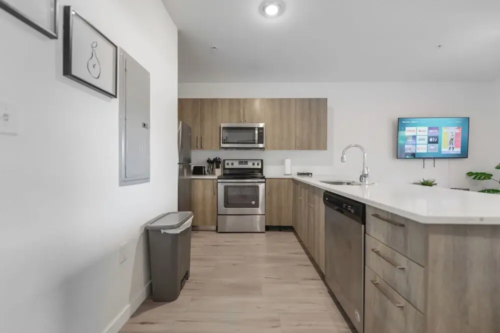 Stylish Townhouses by Design District