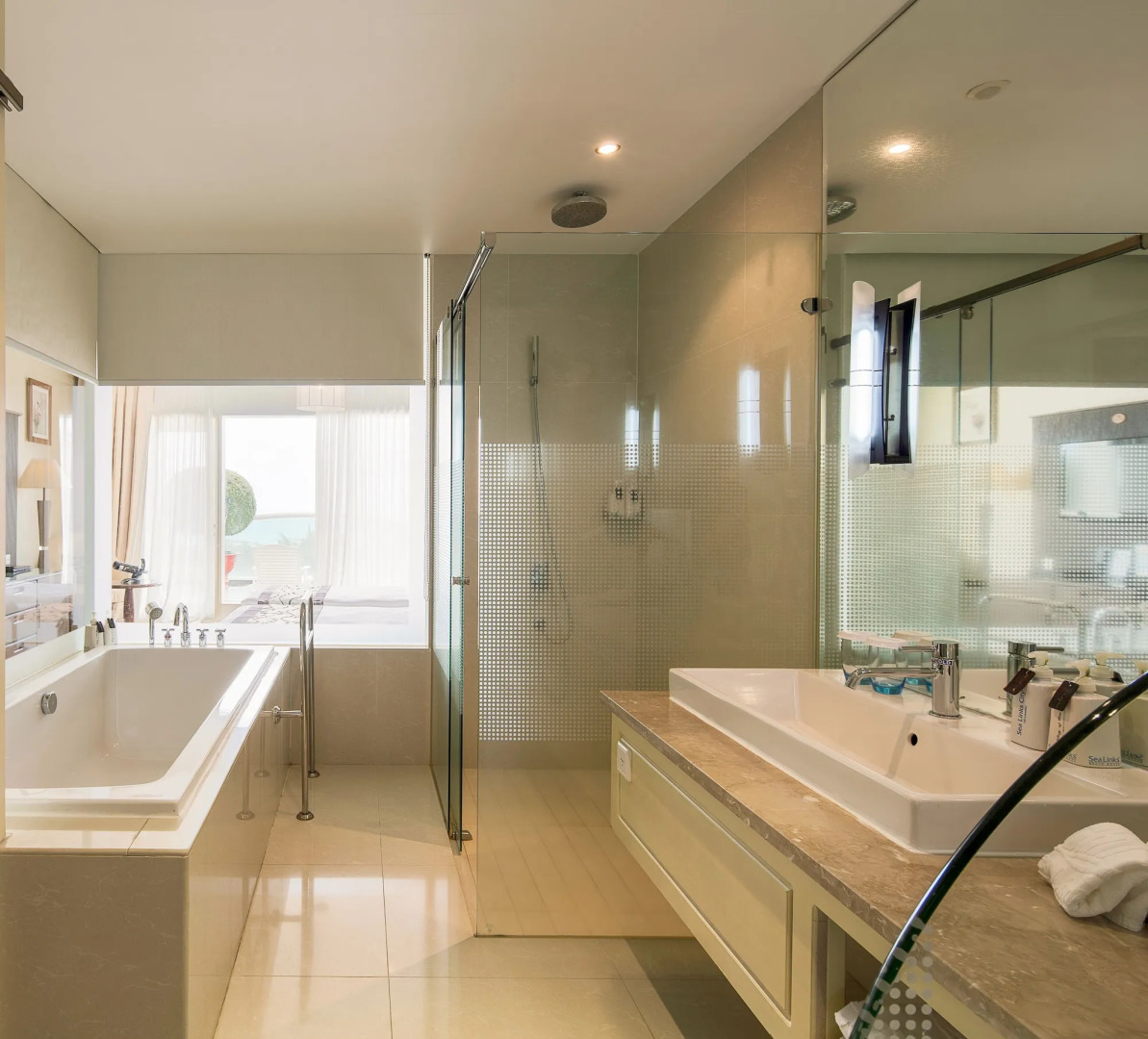 Sea Links Beach Hotel