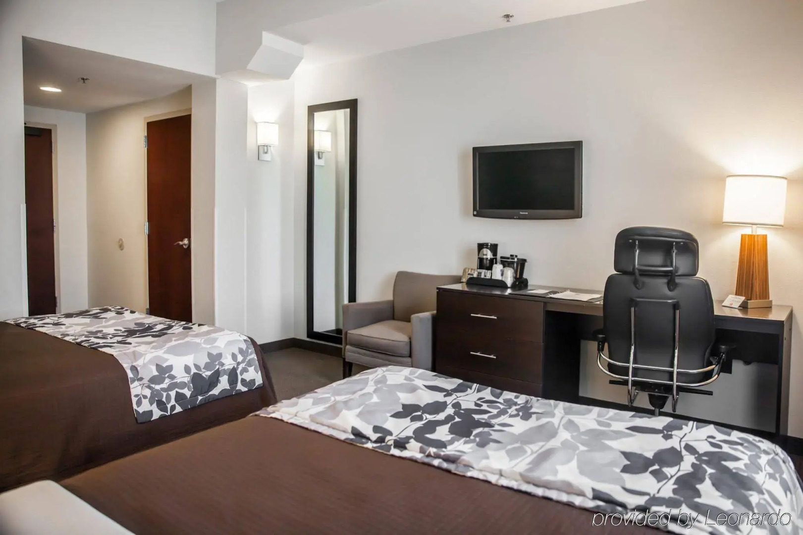 Sleep Inn & Suites Downtown Inner Harbor