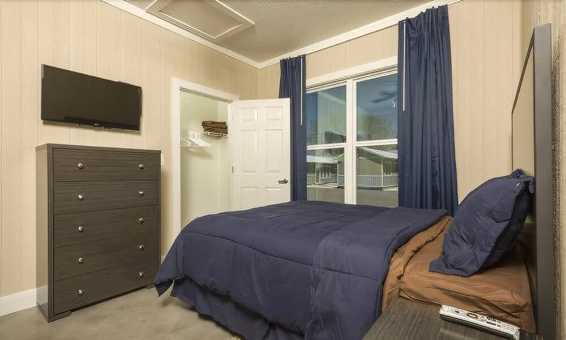 Karnes City Cottages