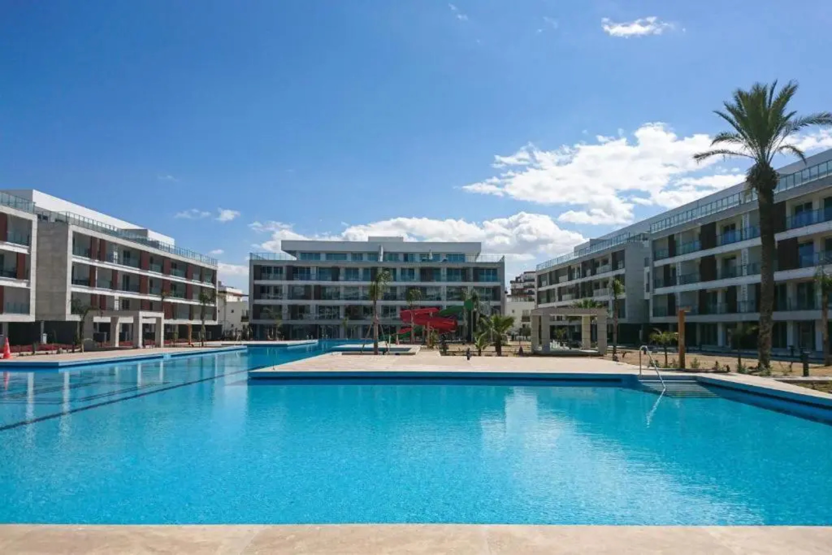 Courtyard Long Beach Resort Nymph apartment