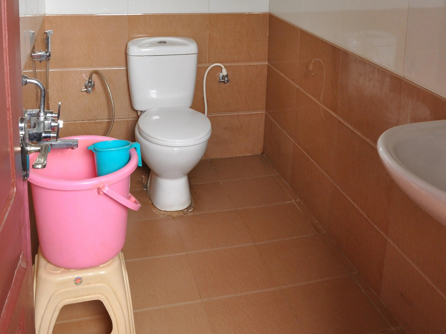 Hotel Grand Paradise Inn