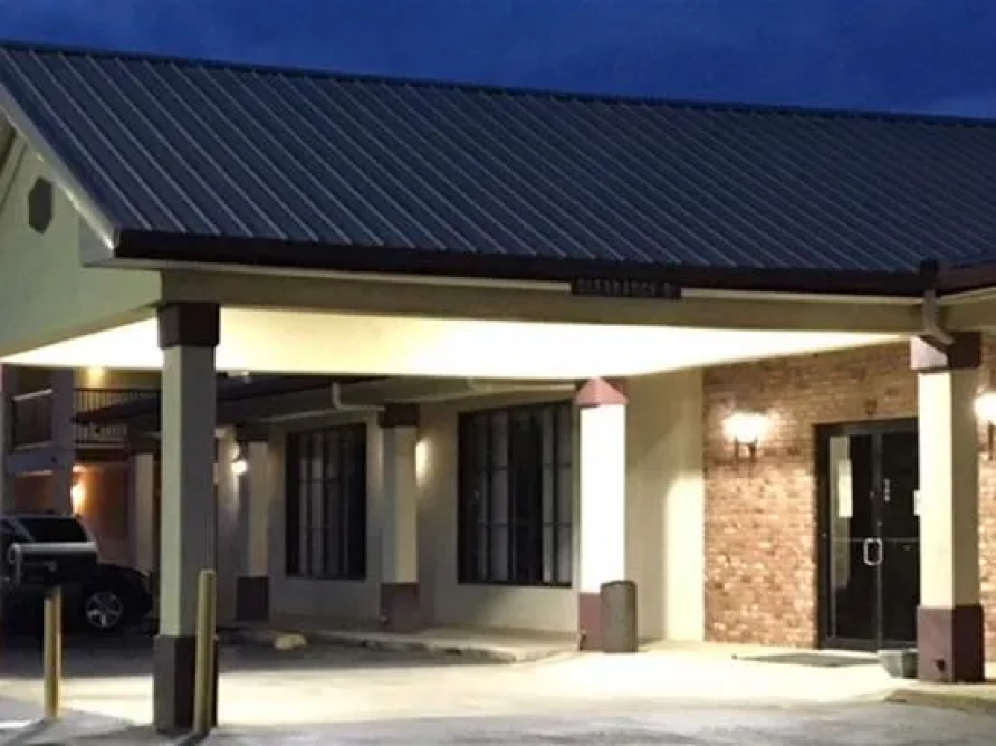 Budget Inn And Suites