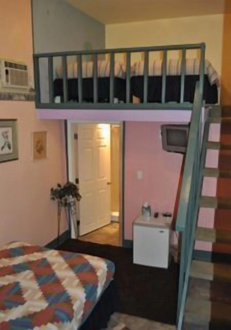 Historic Grand Canyon Hotel