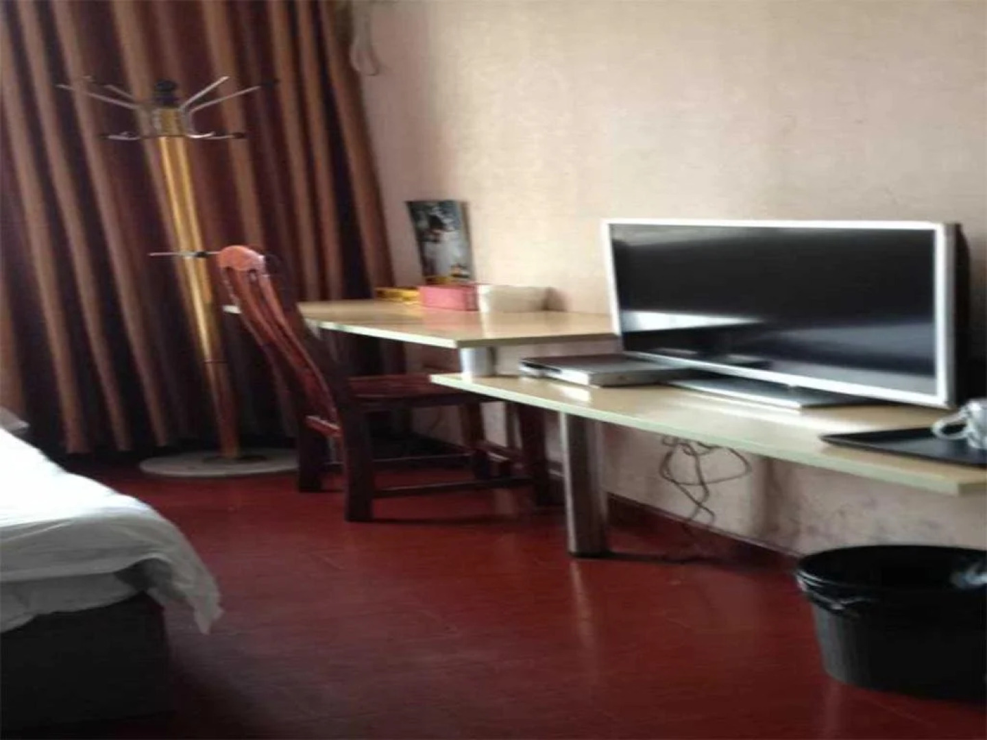 Lu'an Yijia Express Inn