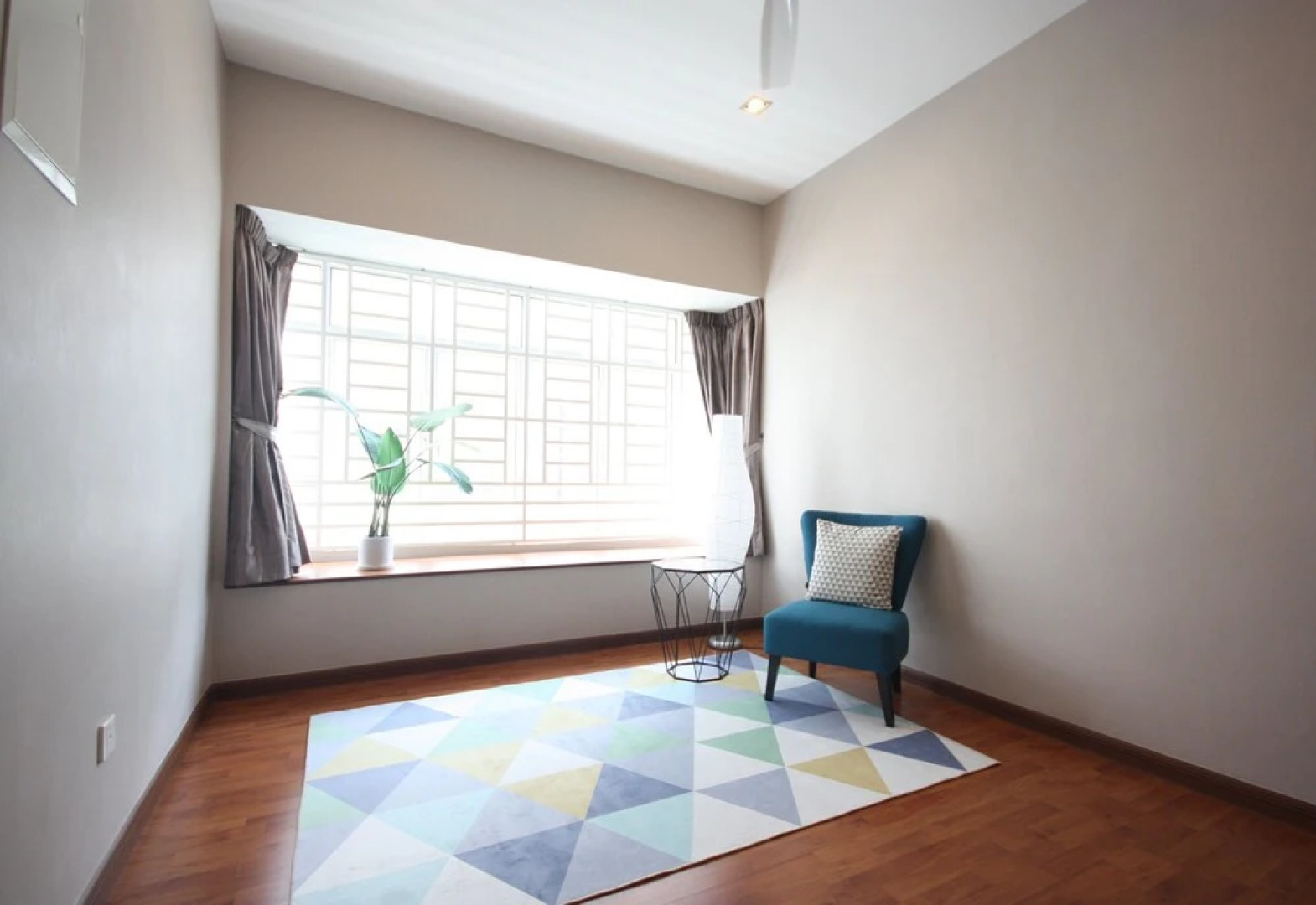 6BR Modern Series Courtyard Terrace