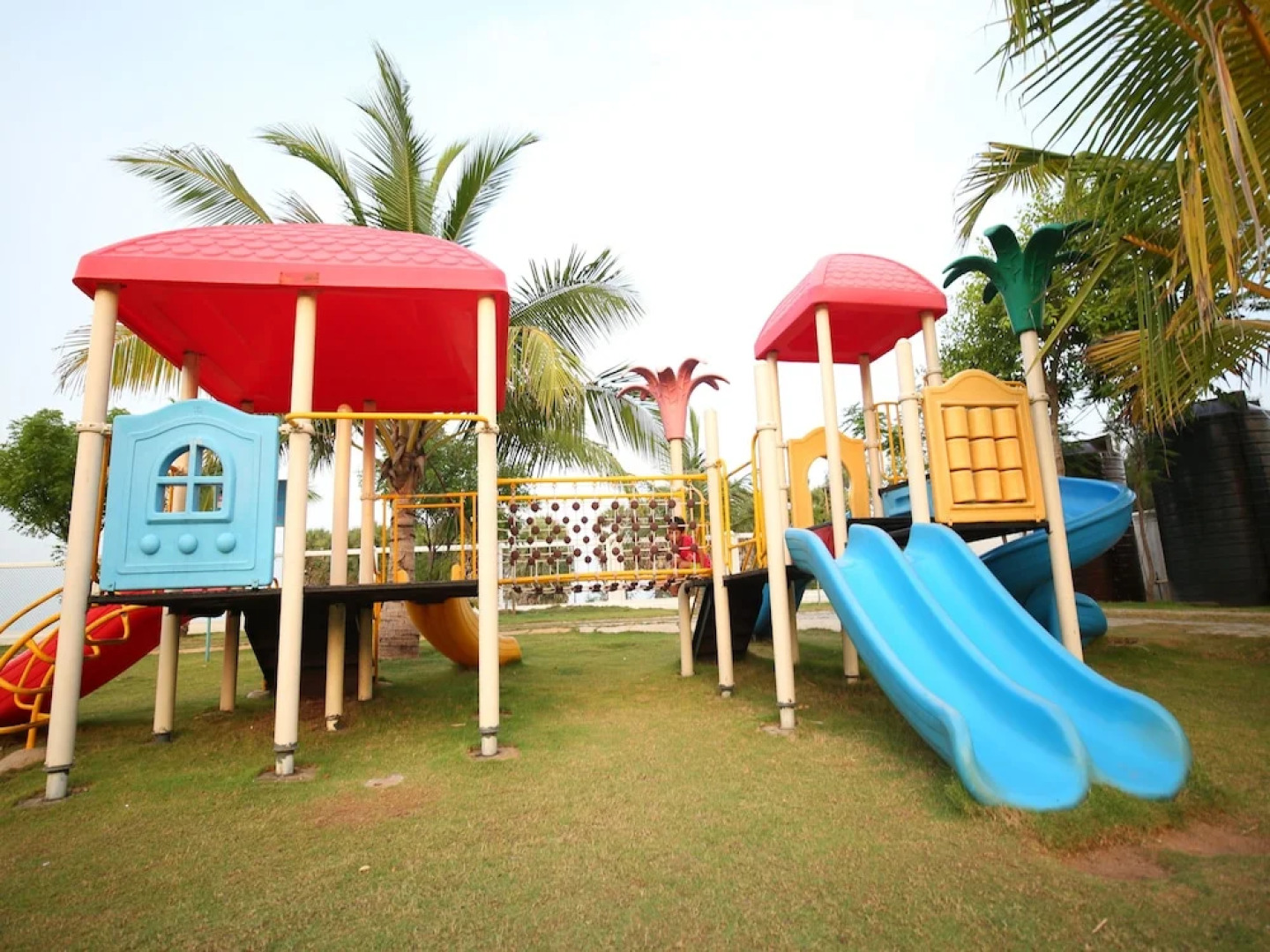 Palette Resorts - Le Pondy