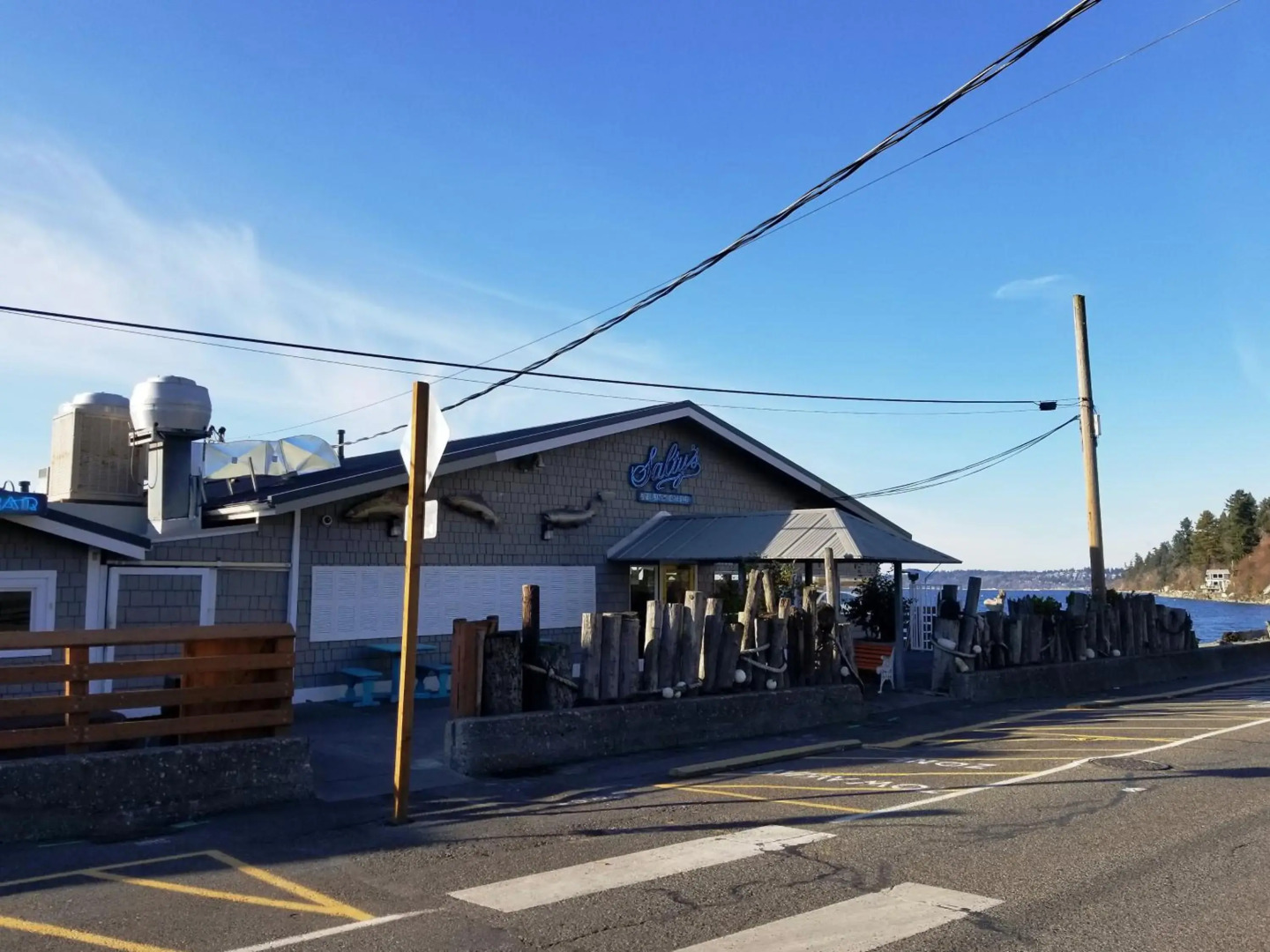 Redondo waterfront house with a private room