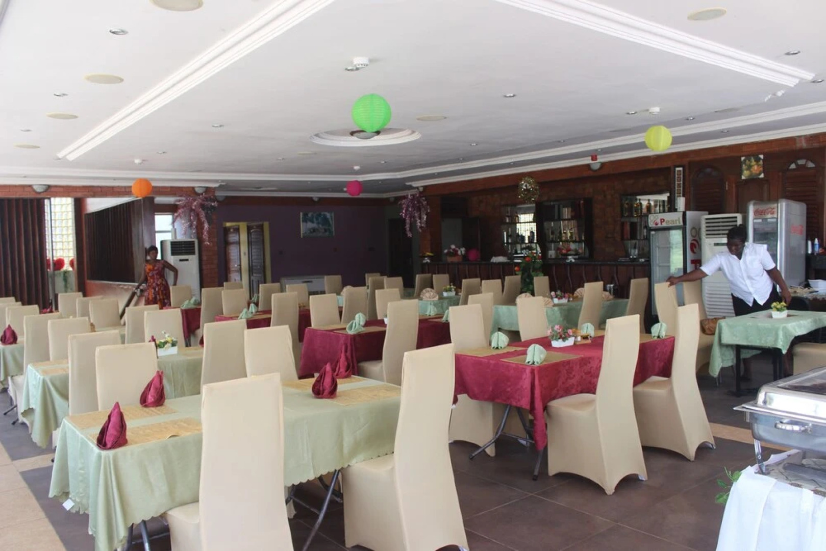 Oguaa Apartments & Lodging