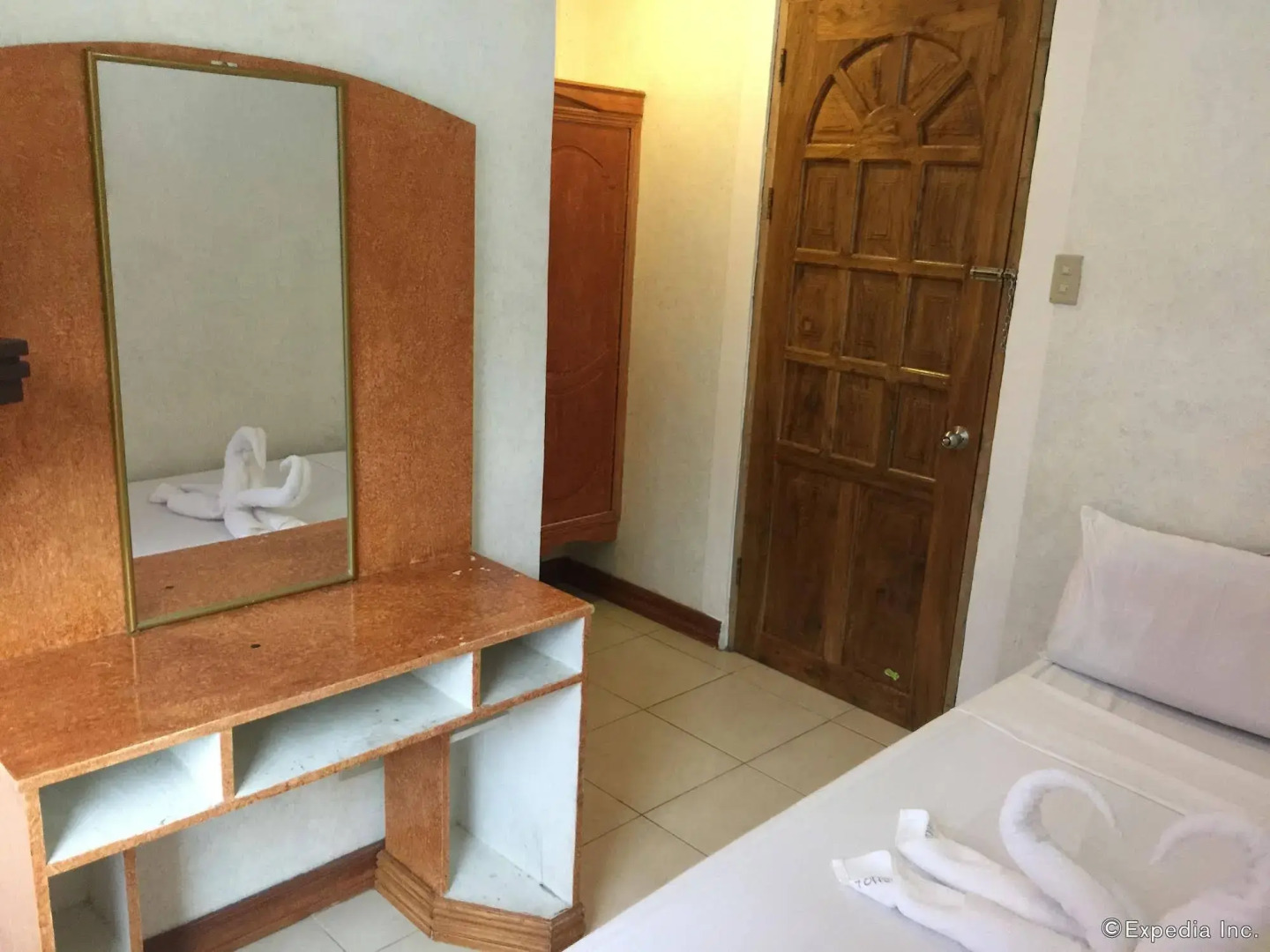 OYO 426 Coco Grove Tourist Inn