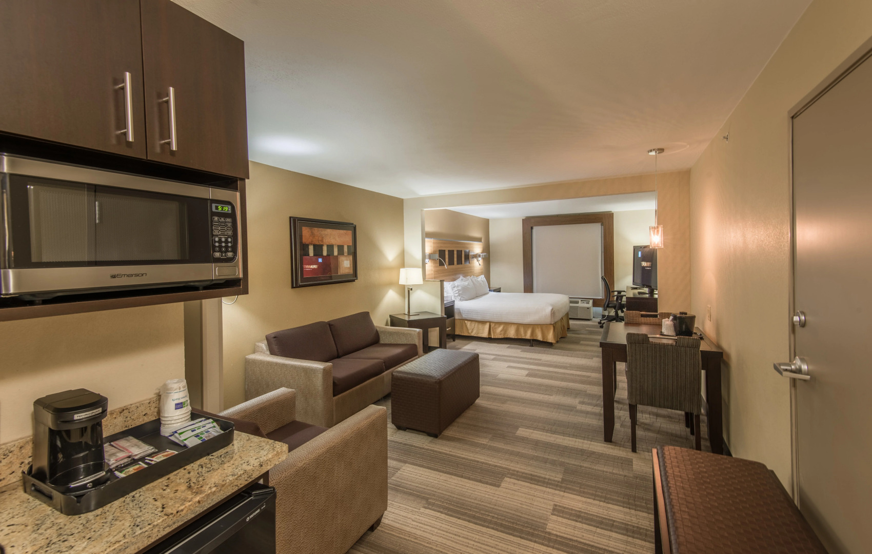 Holiday Inn Express & Suites Plano West - Frisco by IHG