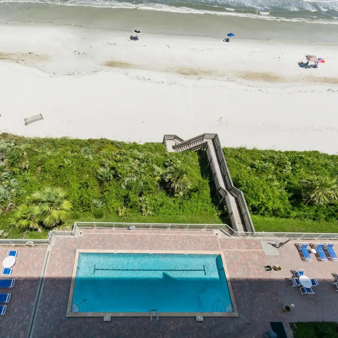 Surf Racquet Corner Unit Best Views in Building Sr701