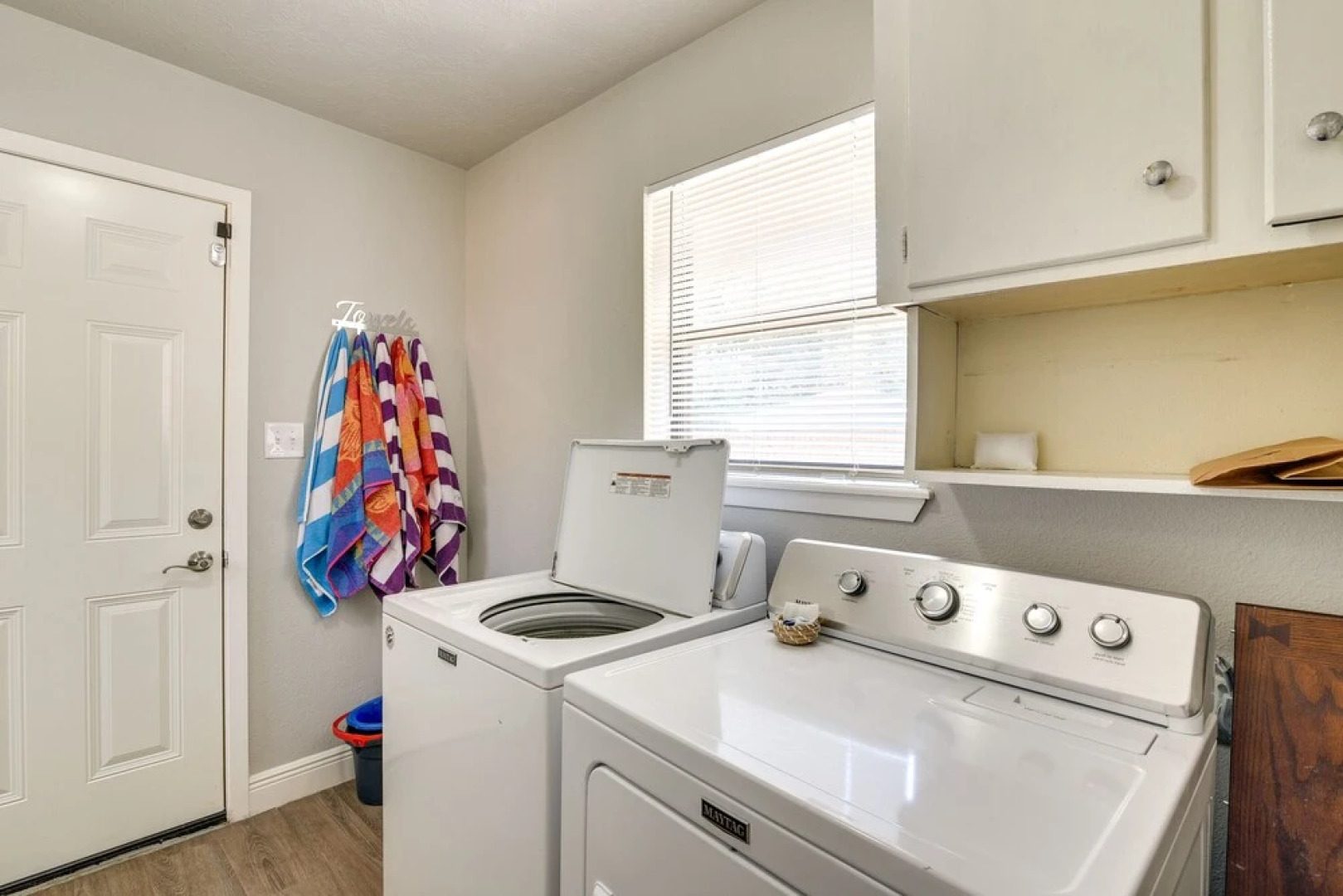 Seabrook Getaway: 5 Mi to Nasa Control Center!