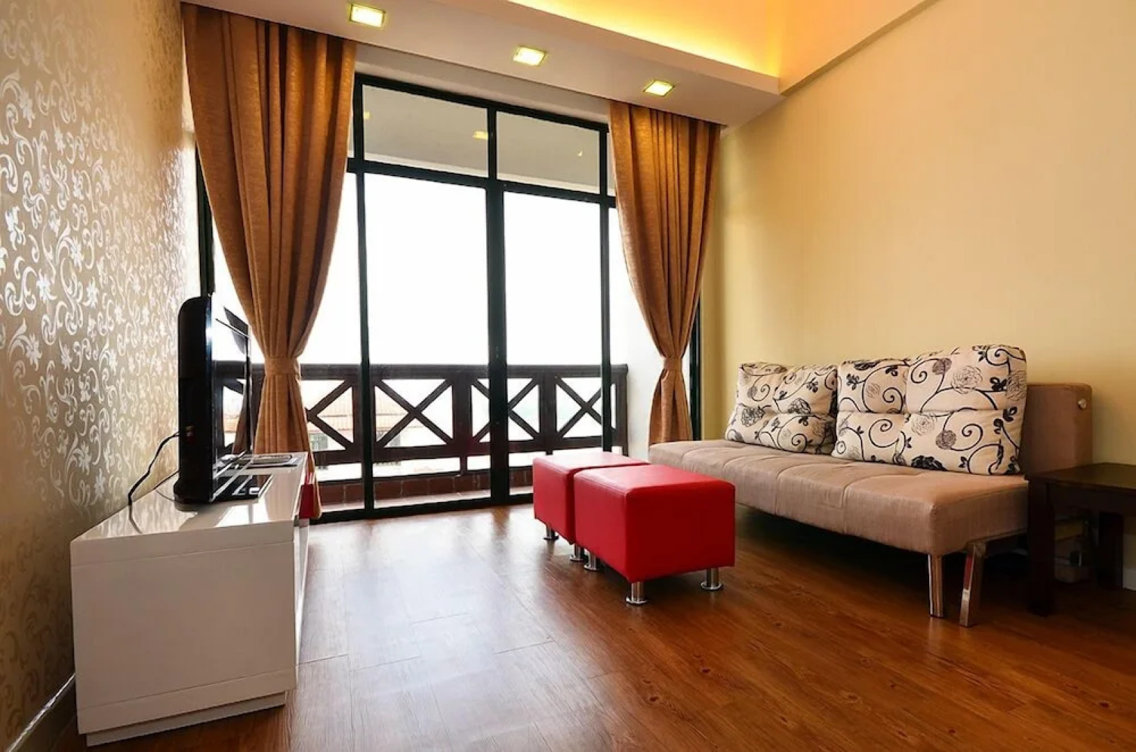 Jetty Suites Apartments