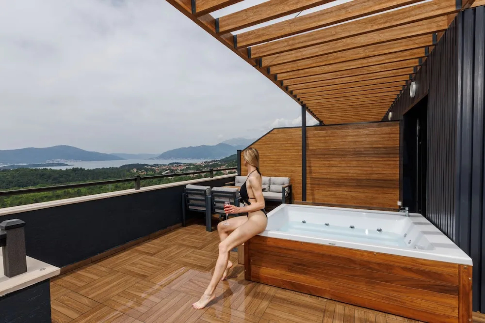 Montenegro Lodge