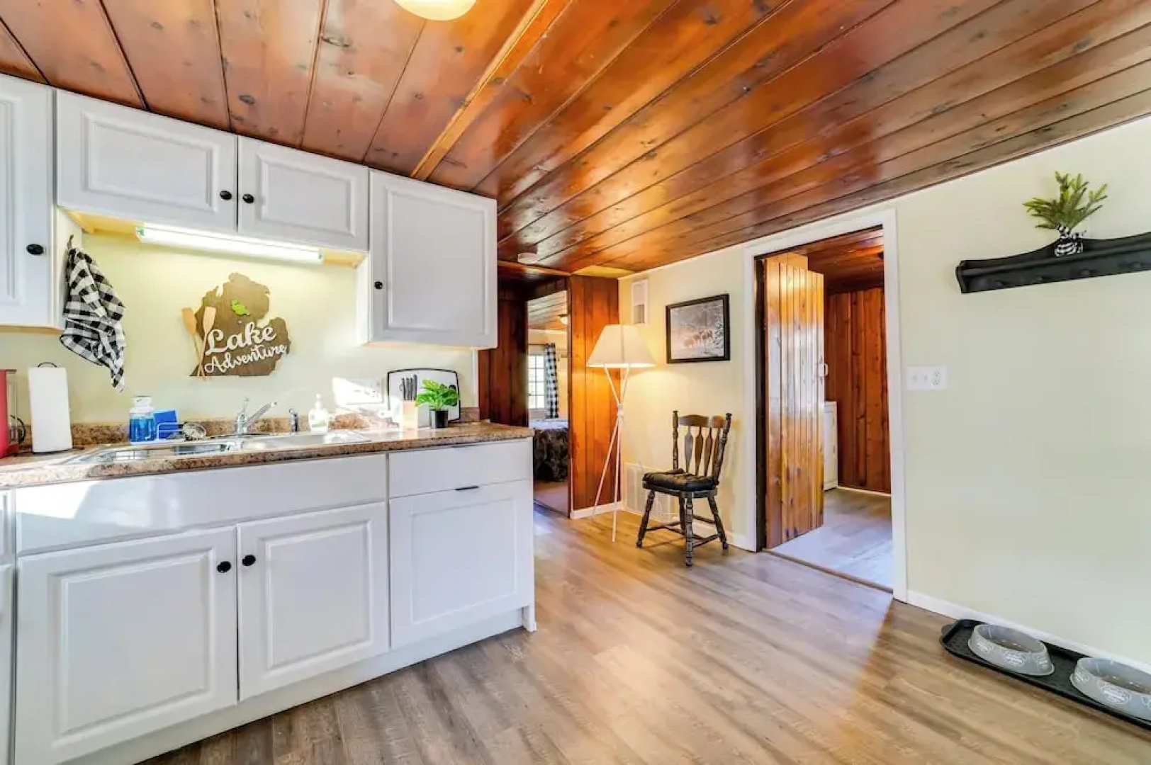 Houghton Lake Cottage - Central Location!