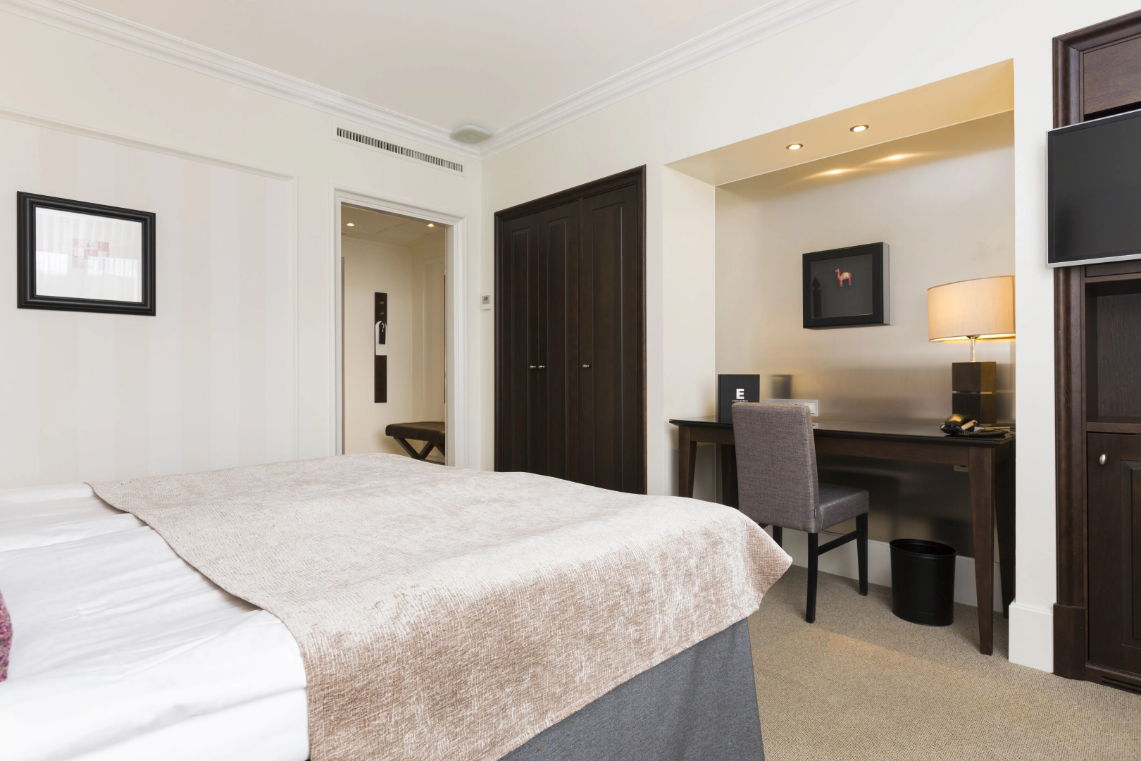Elite Park Avenue Hotel