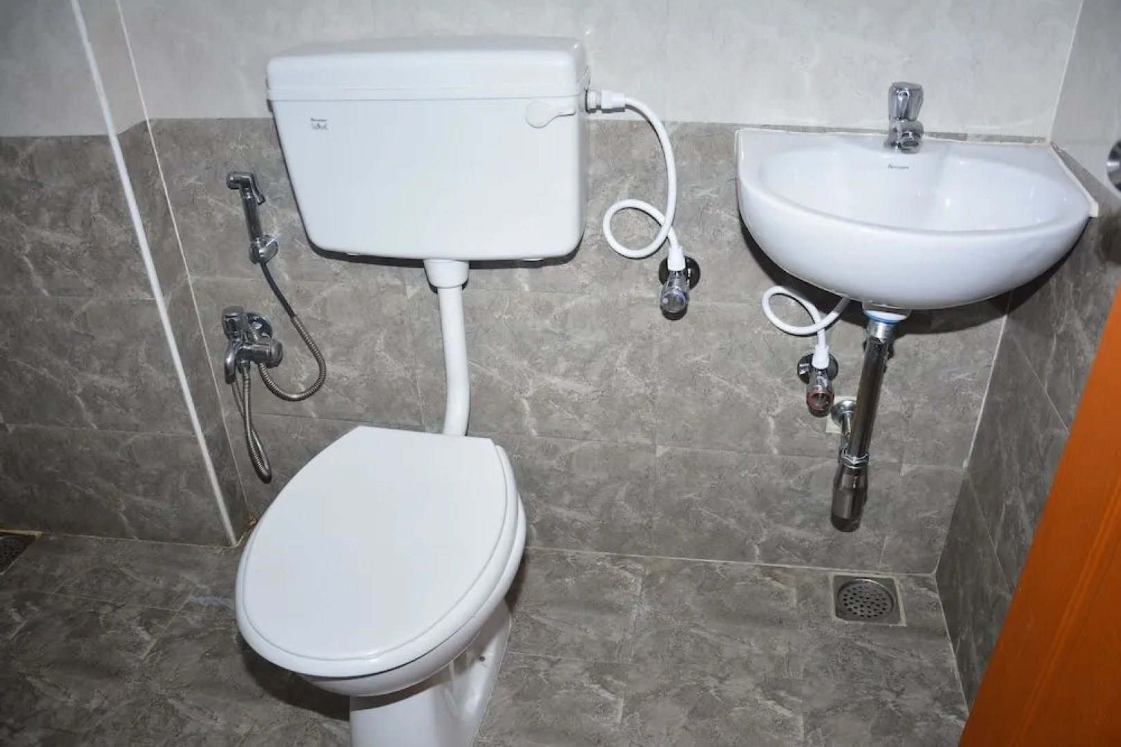 Krish Rooms And Stay