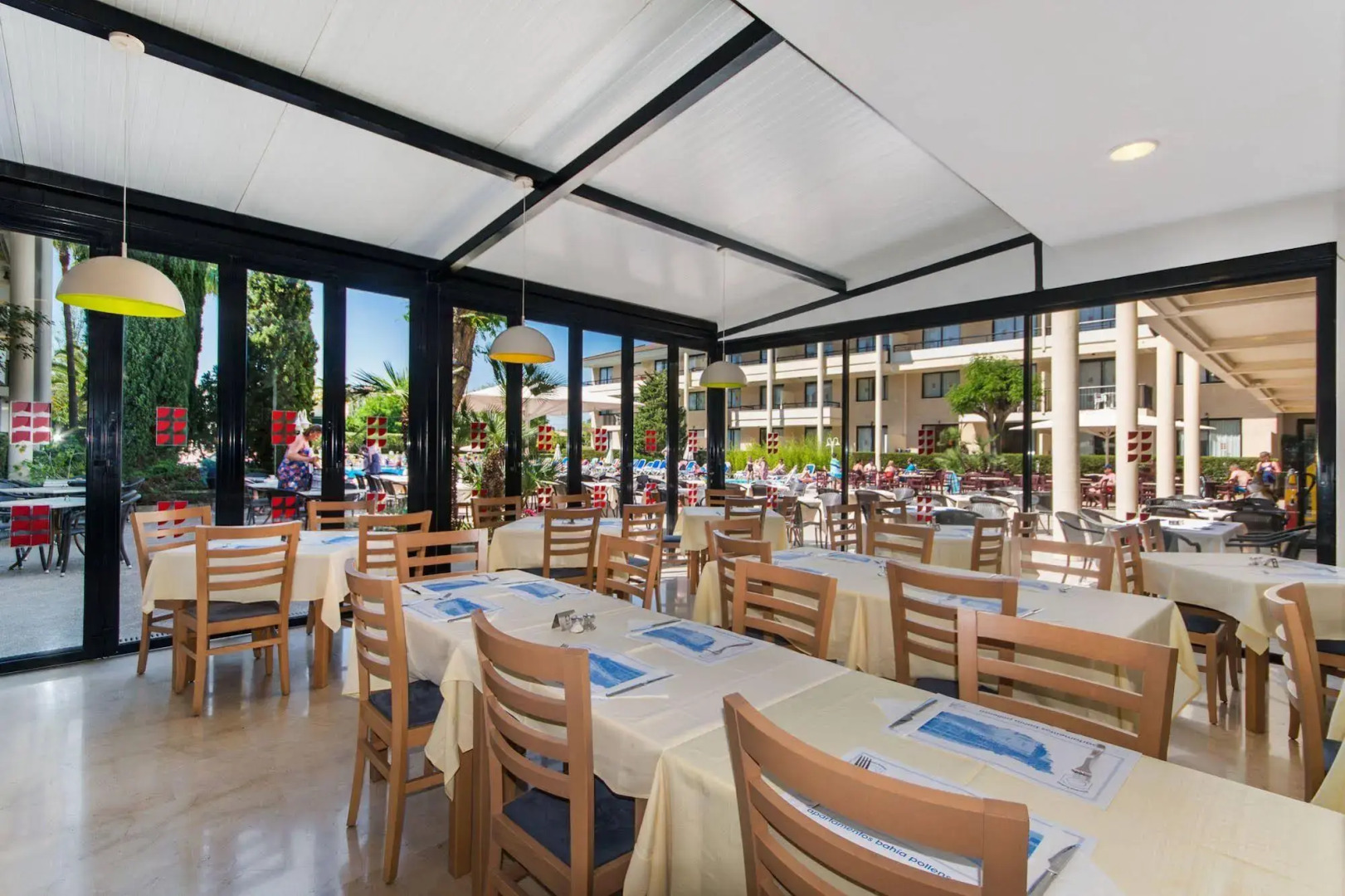 Aparthotel Bahia Pollensa