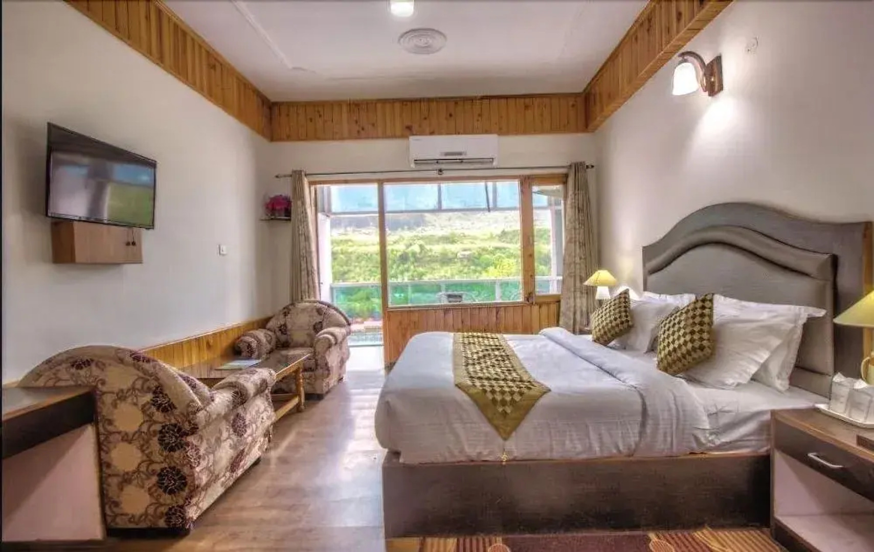 Manali Valley Resort