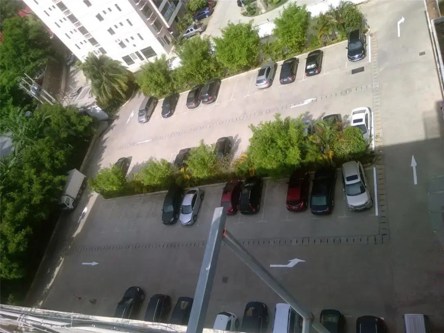 Wuzhishan Huajue Business Hotel