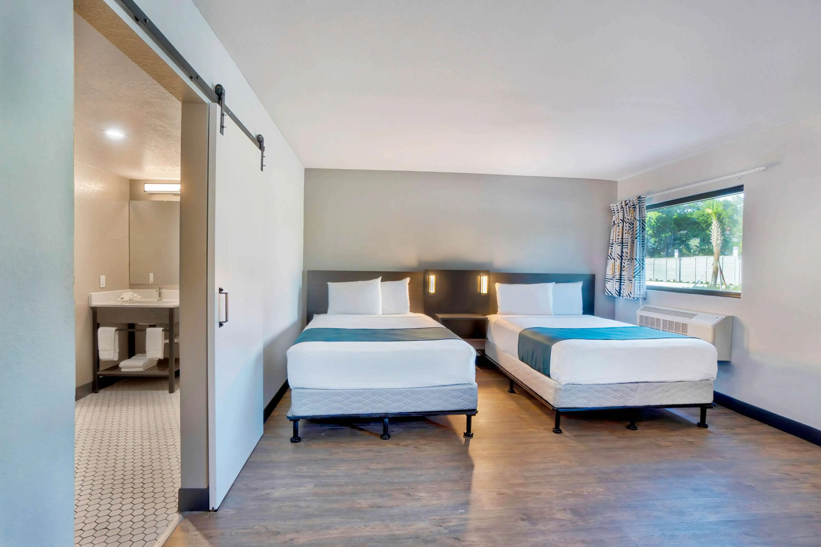 Motel 6 Fort Lauderdale, FL