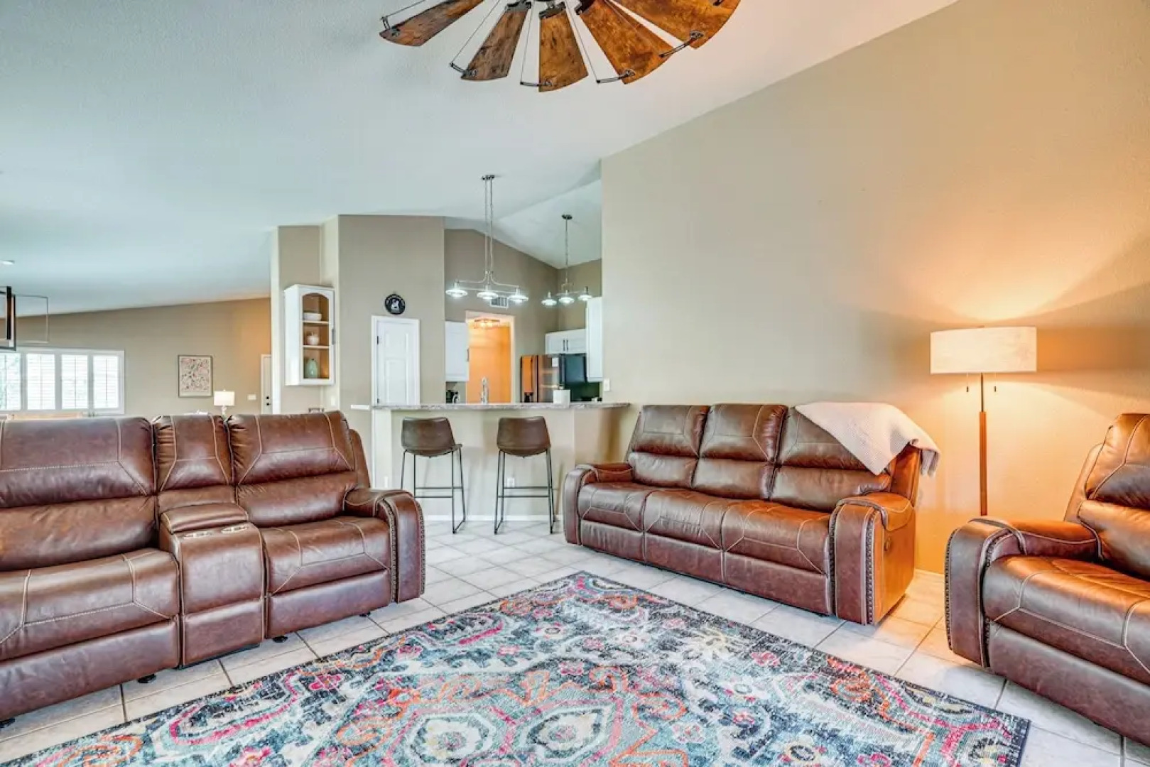 4 Mi to Catalina State Park: Mountain-view Home