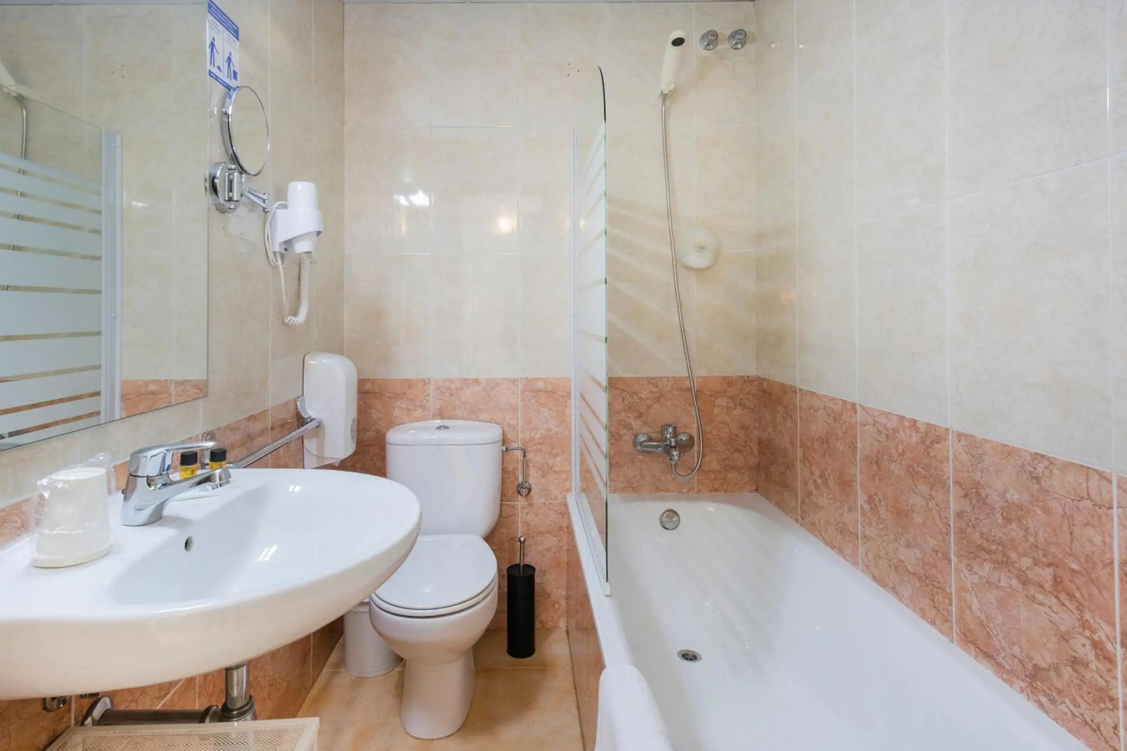 Hotel Camel.lot by Nexta