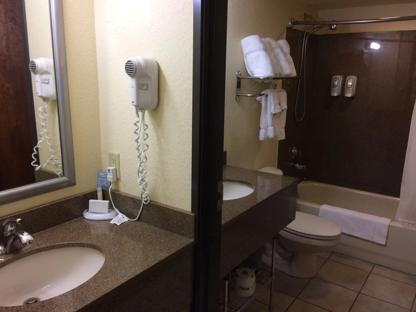 Markham House Suites