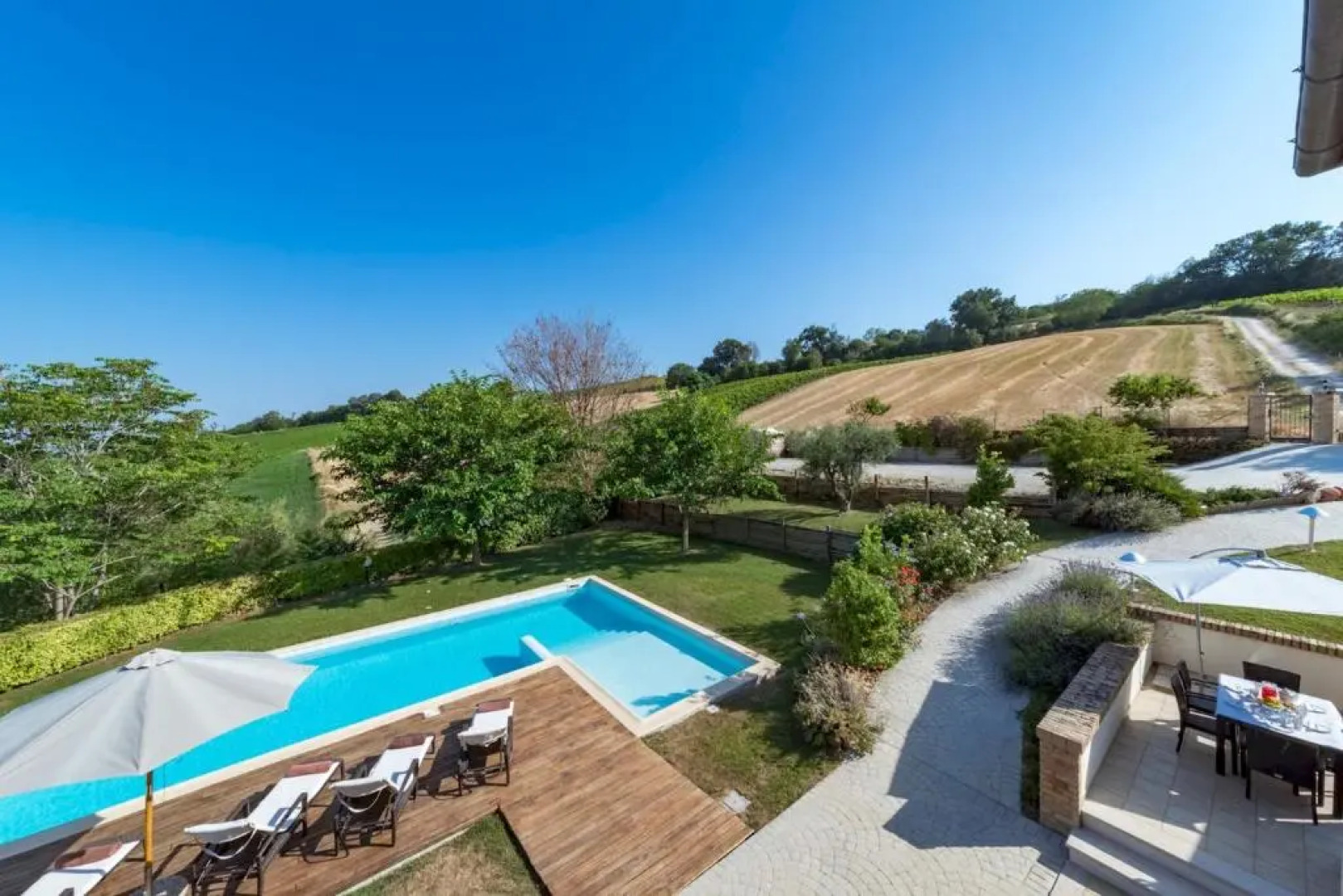 Casale Rosy 6 2 in Offida