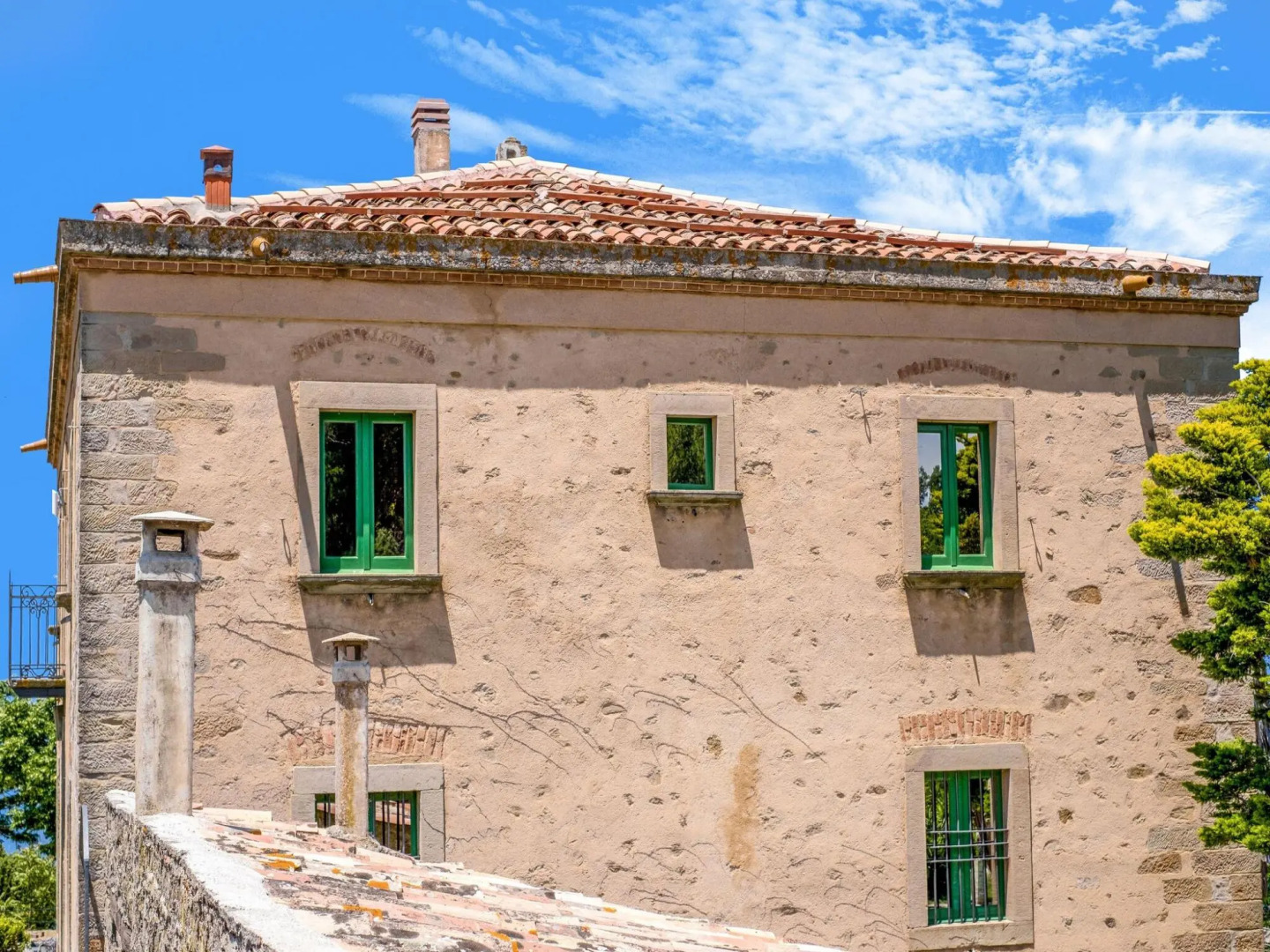 Lavish Sicilian Villa With Pool