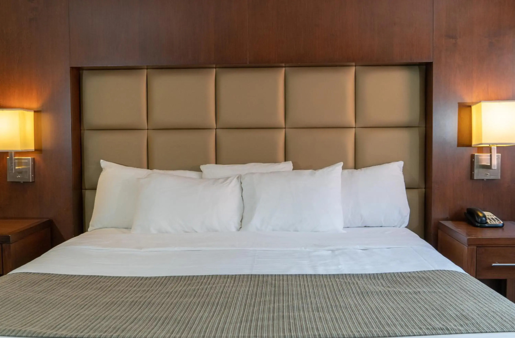 Prestige Vernon Lodge and Conference Centre