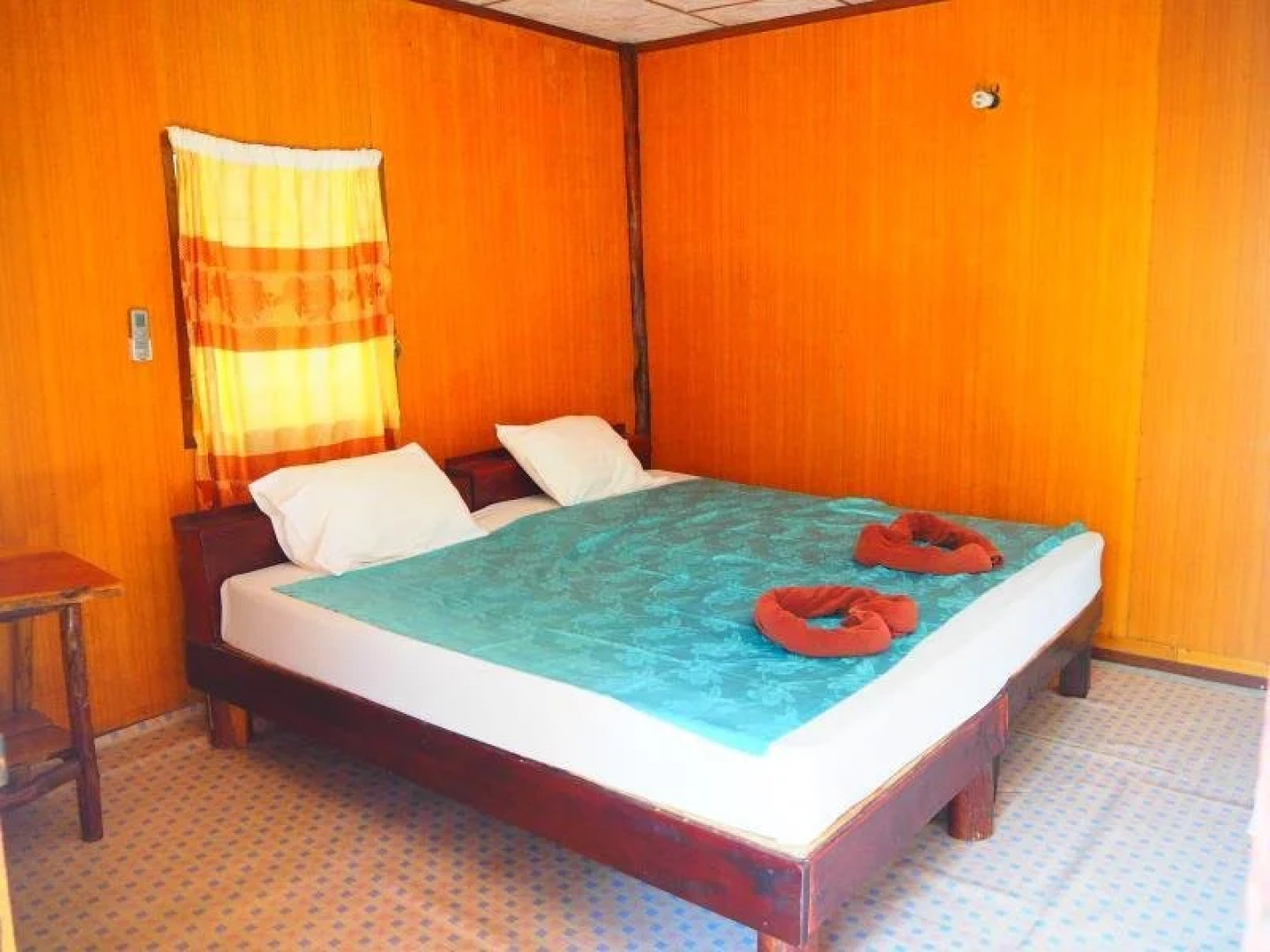 The White House Resort