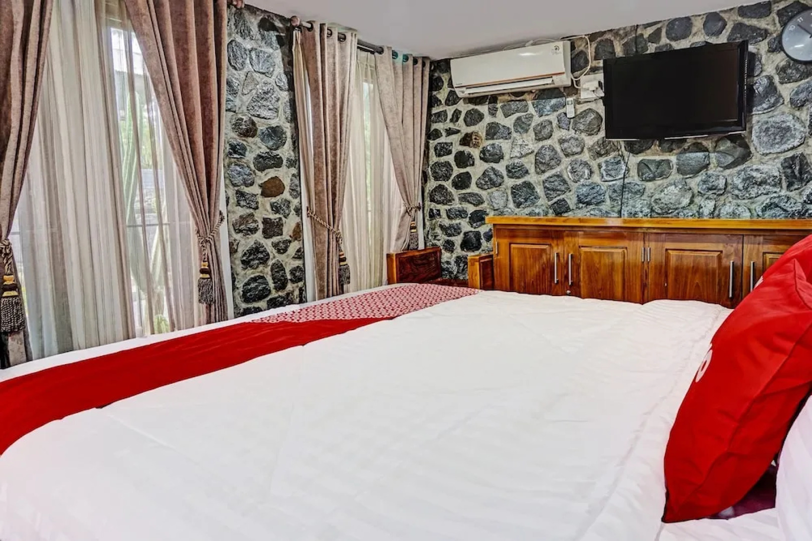 Hotel O Juanda Homestay Syariah