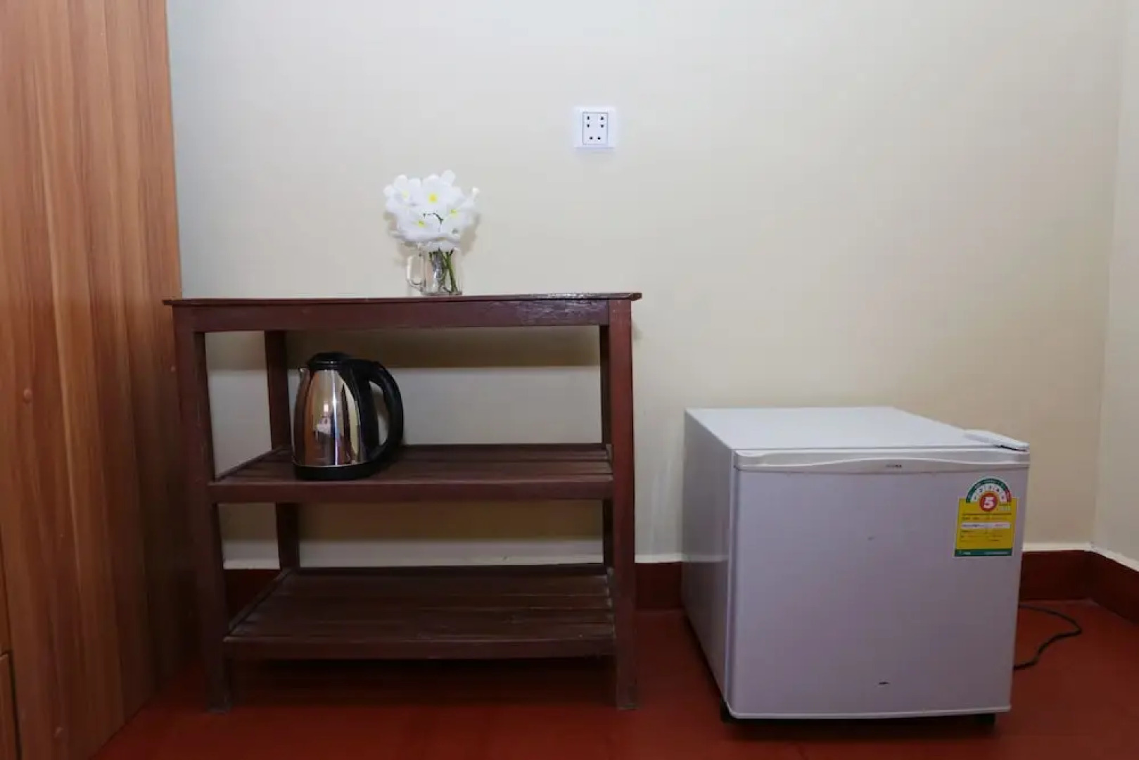 Green Orange Bungalows