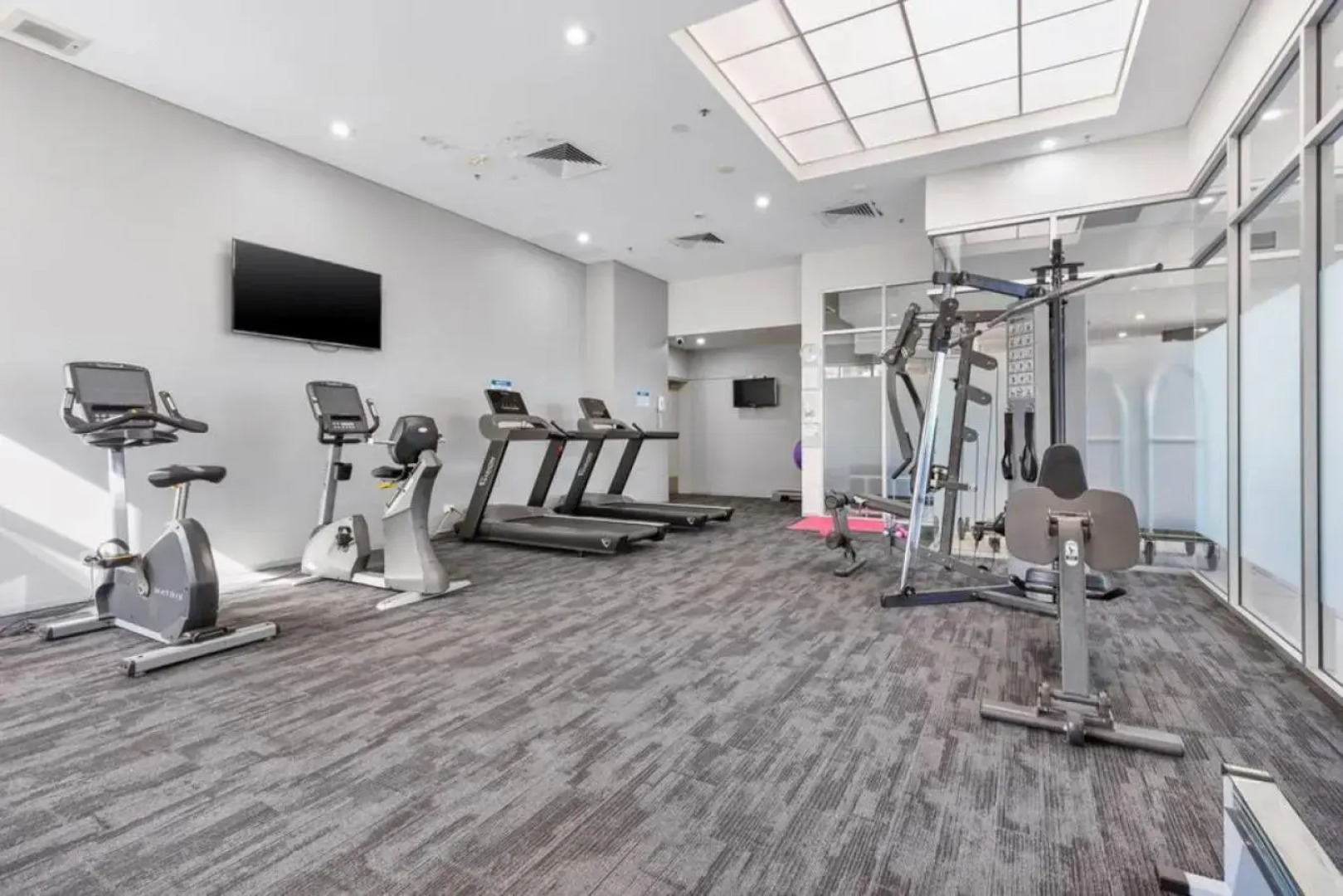 Fresh Beautifully Styled 2 BR Resort Apt at Marcoola