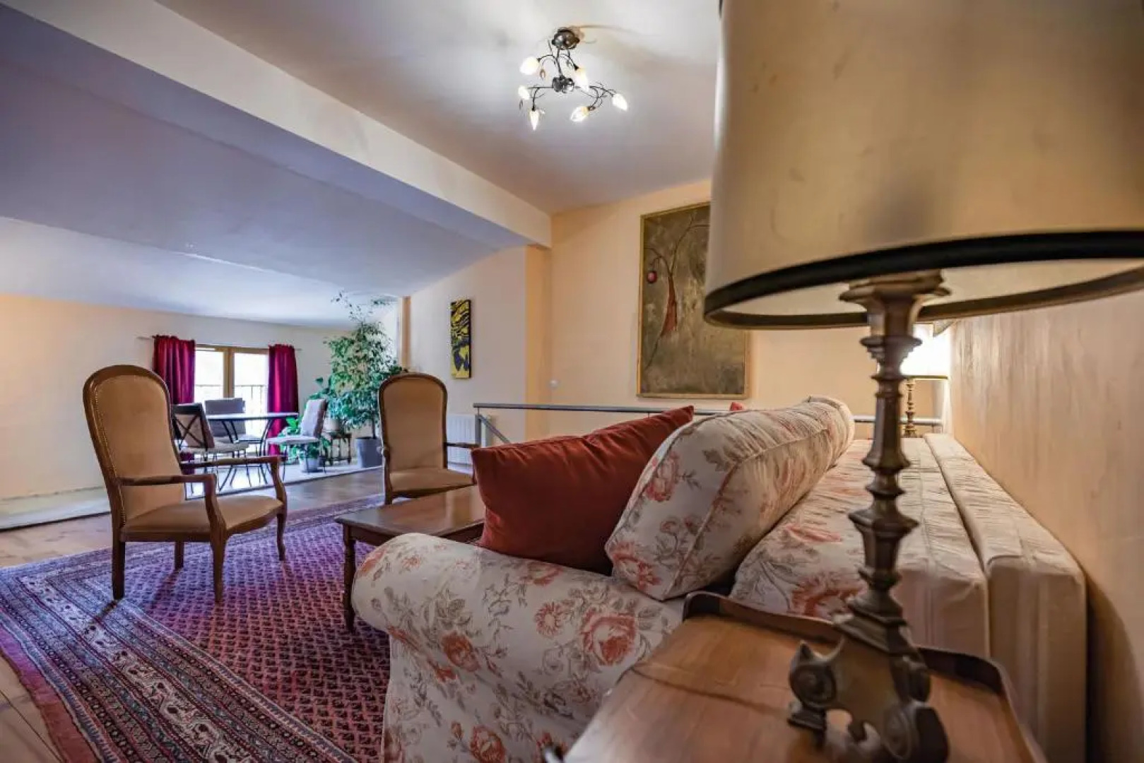 Sundrenched Relais de Poste in Serdinya