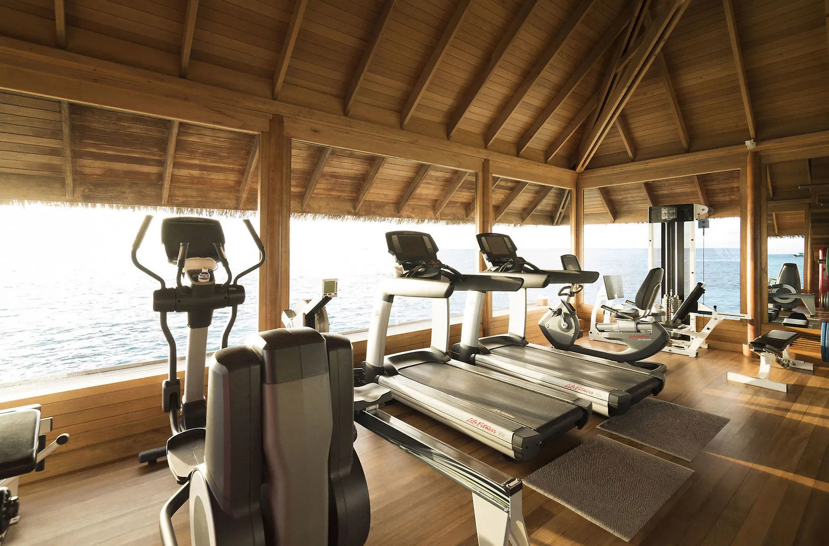 Отель Huvafen Fushi Maldives