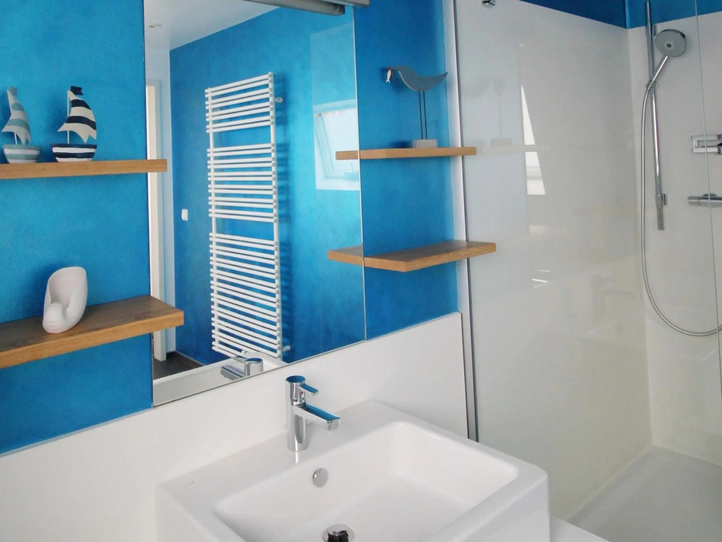 Apartment in a floating house on the Geierswalder See