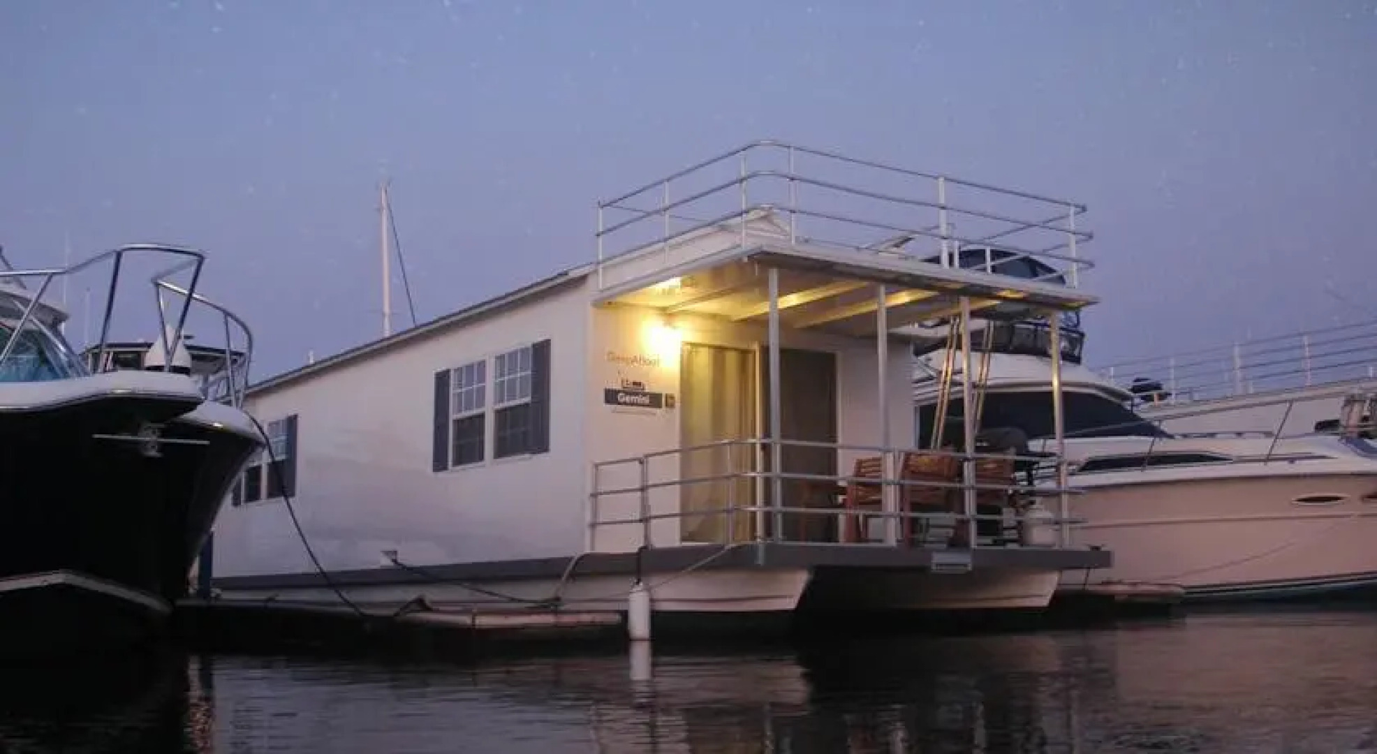 Gemini Houseboat