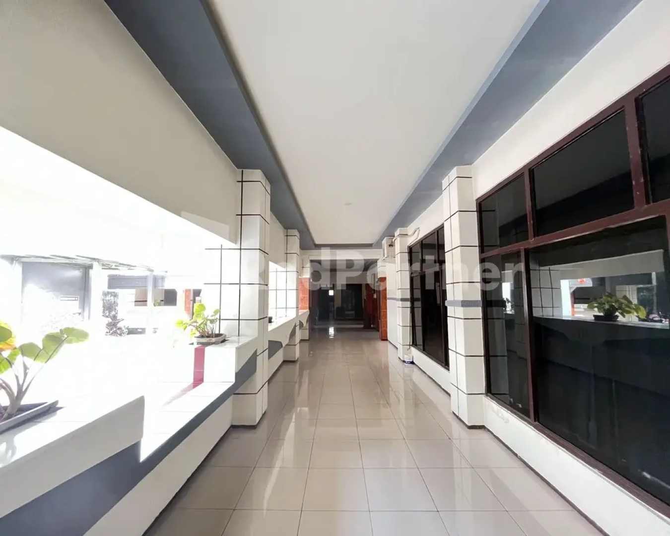 Hotel Dewi near GOR Merdeka Jombang Mitra RedDoorz