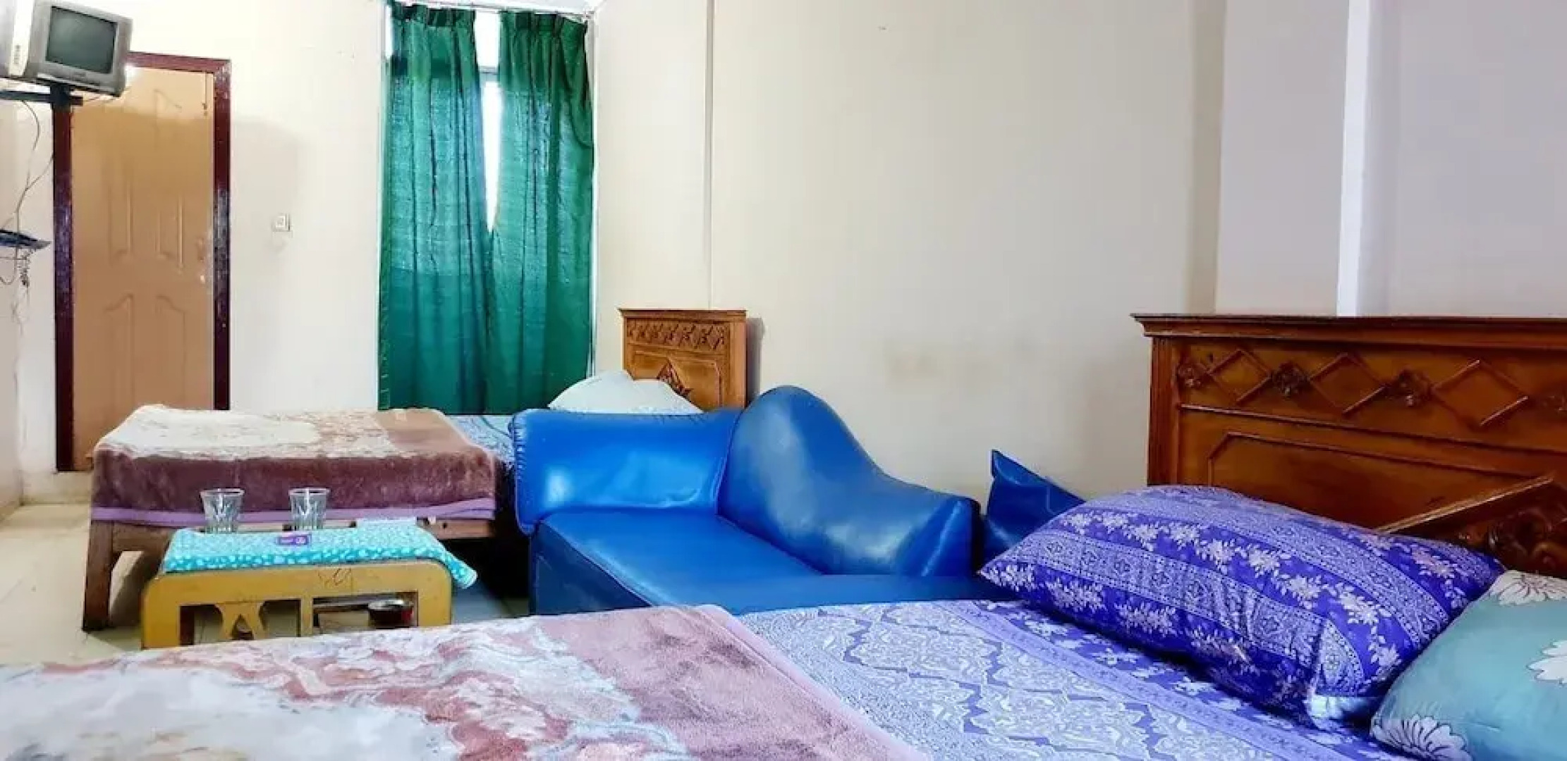 Hotel Paradise & Restaurent