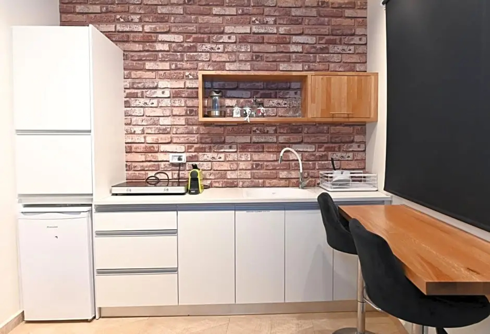 Anil's house - מתחם צימרים עם בריכה מקורה ומחוממת Zimmer with heated swimming pool