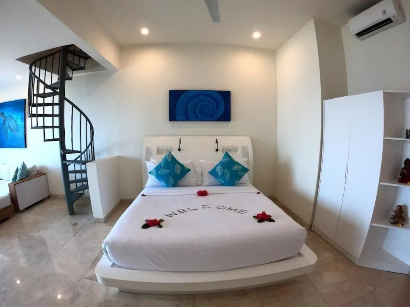 Bukit Pool Suites