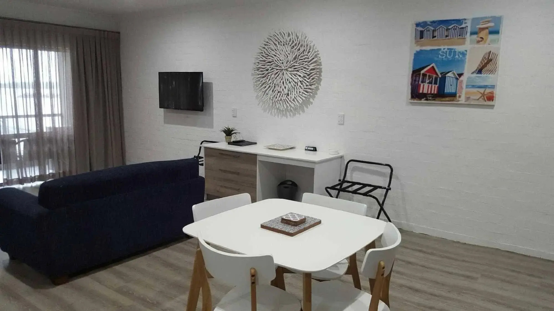 Moby Dick Waterfront Resort Motel