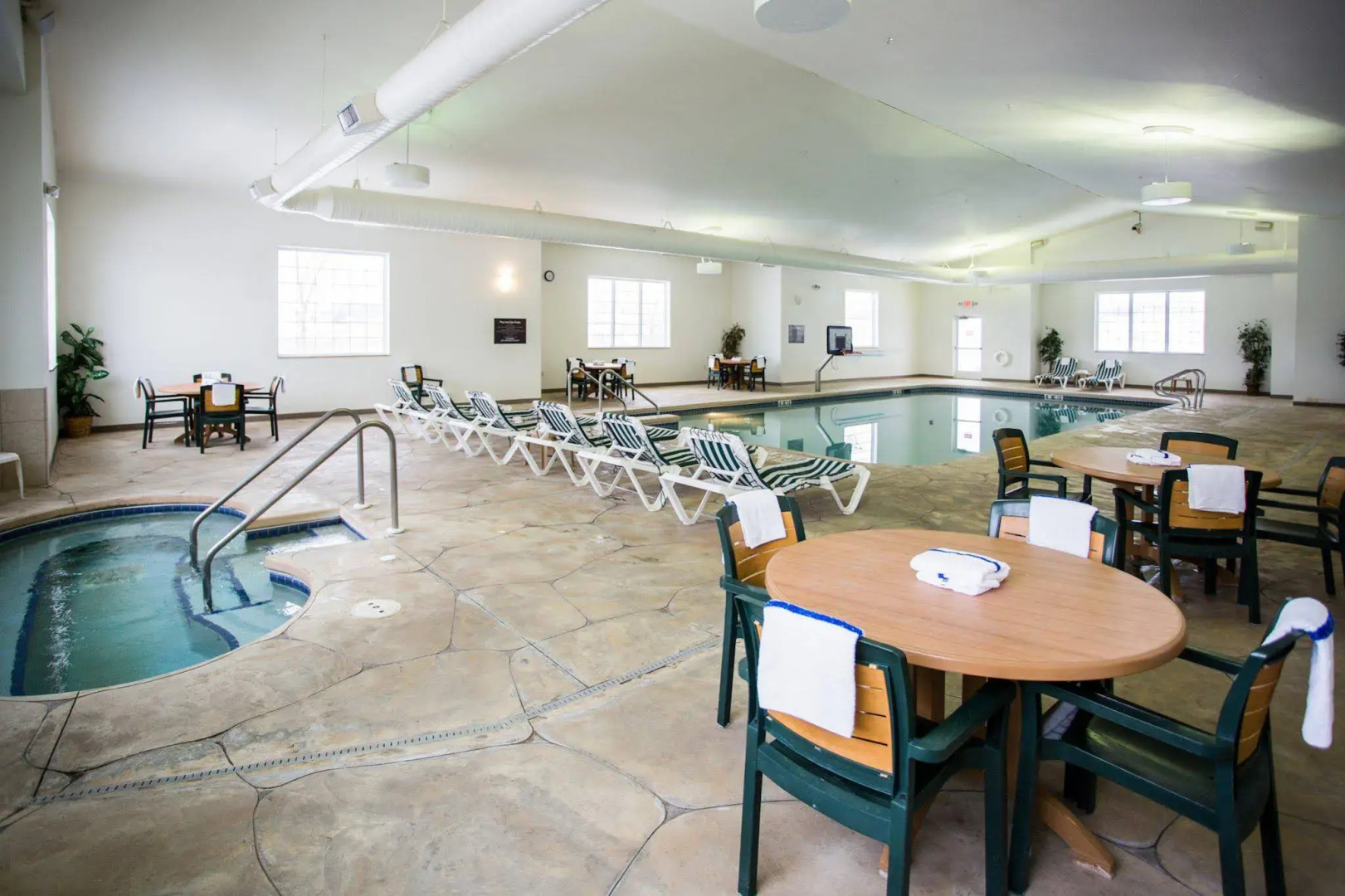 Sleep Inn & Suites Conference Center Eau Claire North