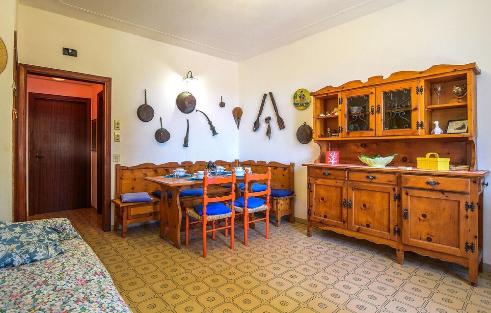 Beautiful Apartment in Rosignano Solvay-casti With Wifi and 2 Bedrooms