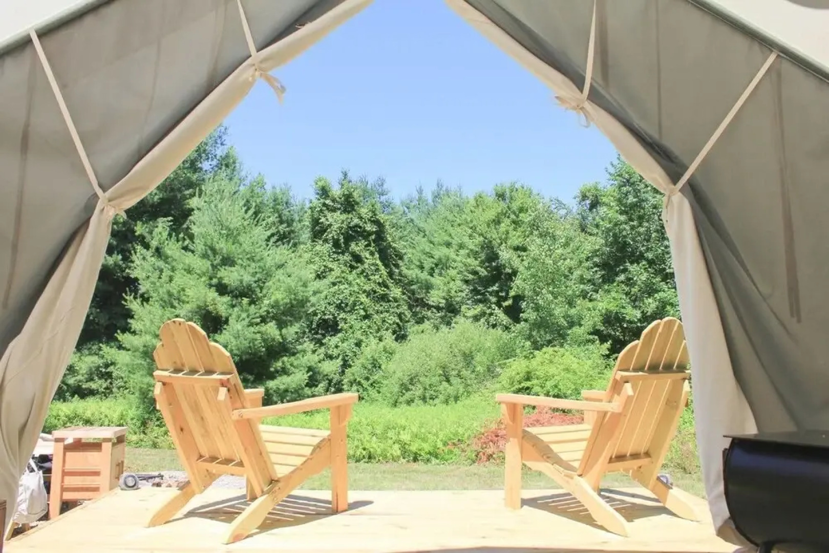 Tentrr - Black Rabbit Farm